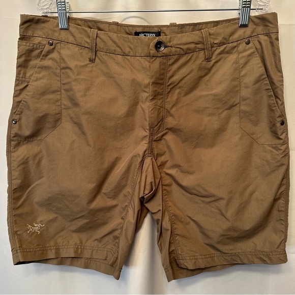 Arc'teryx Other - Arc'teryx Size 36 Men's Palisade Shorts Light Brown Trim Fit 10.5” Inseam
